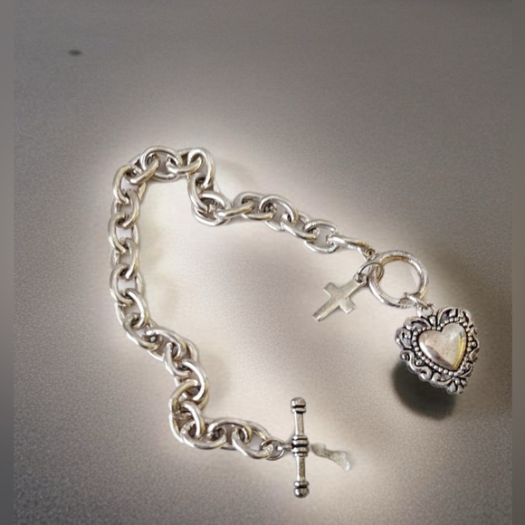 Brighton retired silver toned heart bracelet. Cross charm on Bracelet. Excellent - Picture 2 of 5
